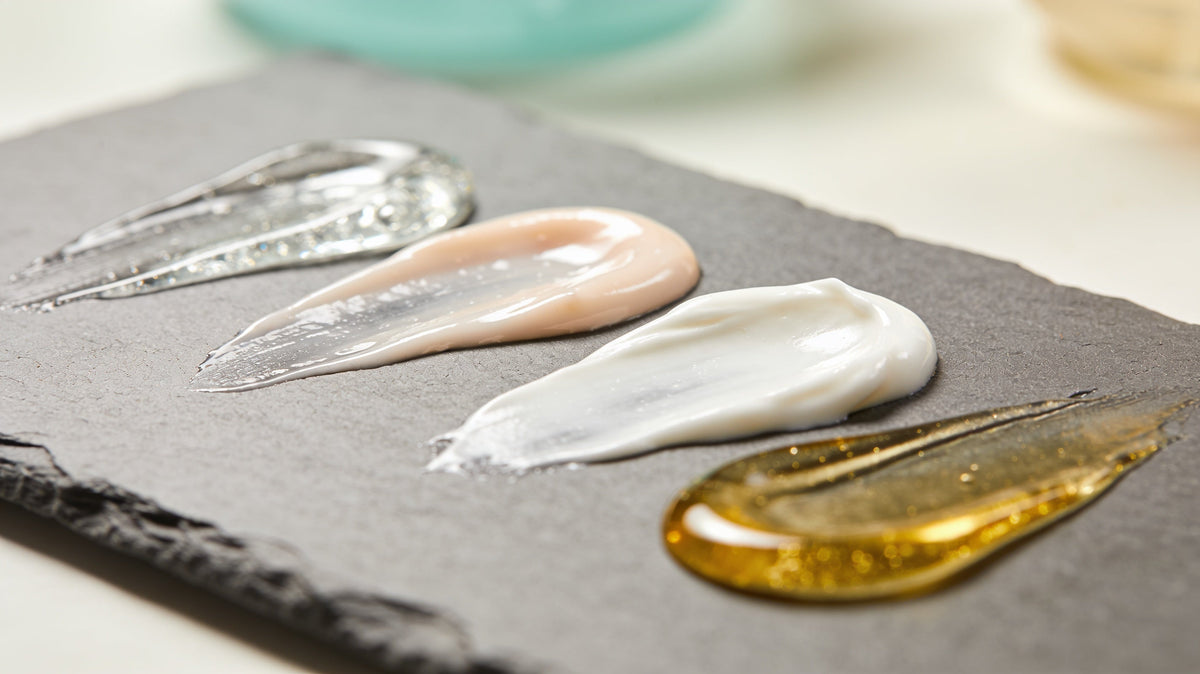 Shower Gel vs Body Wash vs Crème Wash vs Shower Oil: Formats, Texture and Packaging
