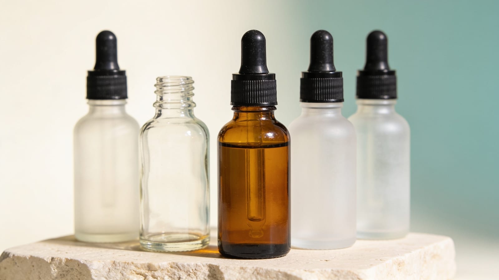 Dropper Bottles for Serums and Oils: Glass Types, Pipettes, Teats and Dosing – Harrods Health